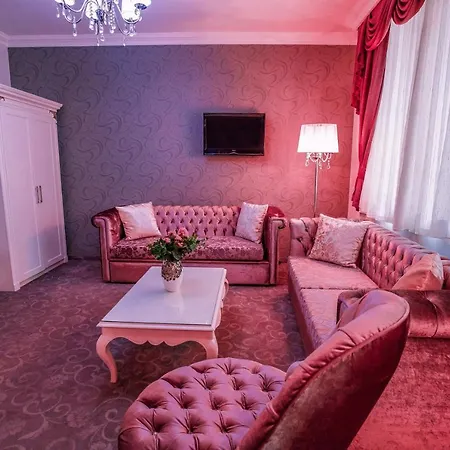 Boutique Behi Отель Кырджали